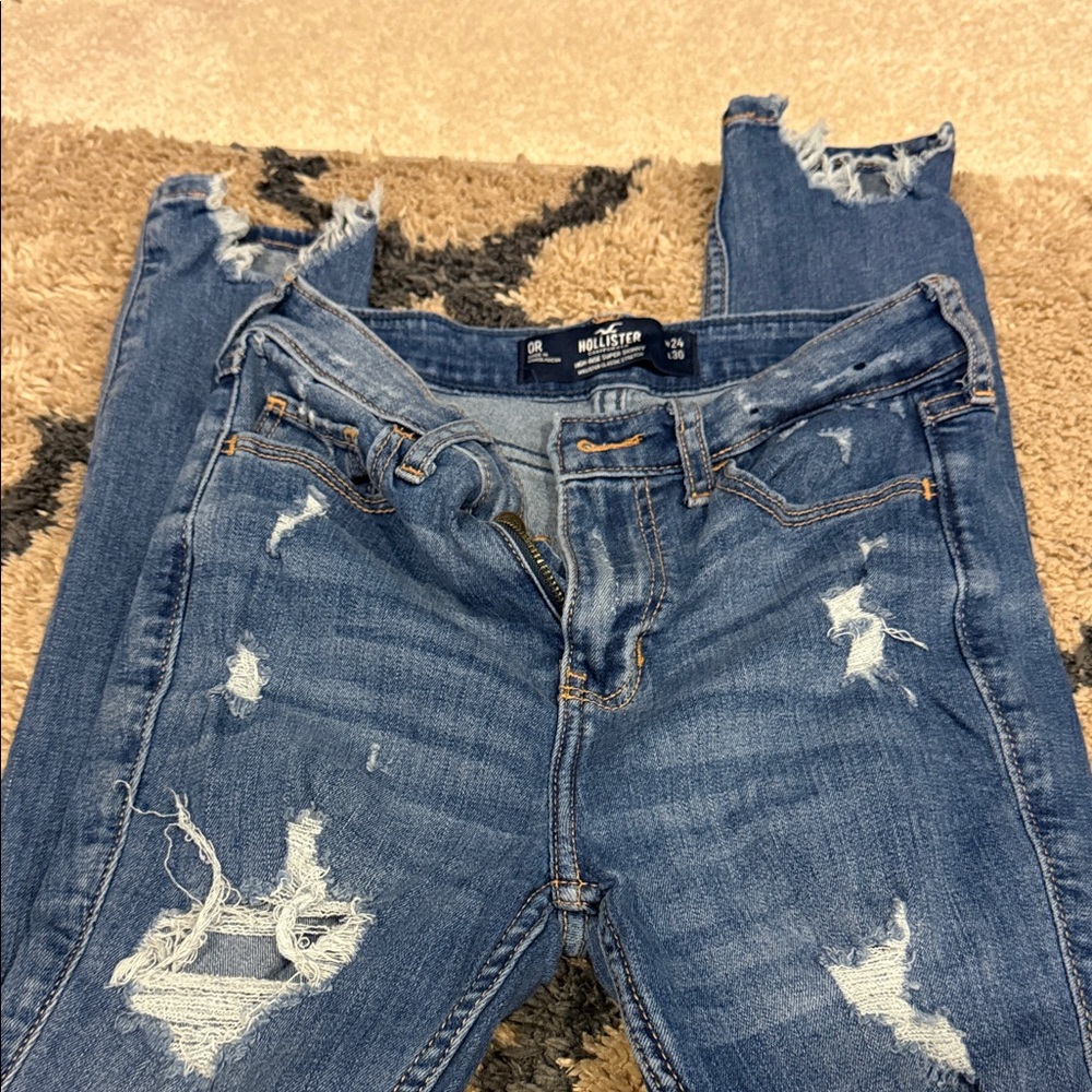 Hollister Women's Distressed Denim Skinny Jeans